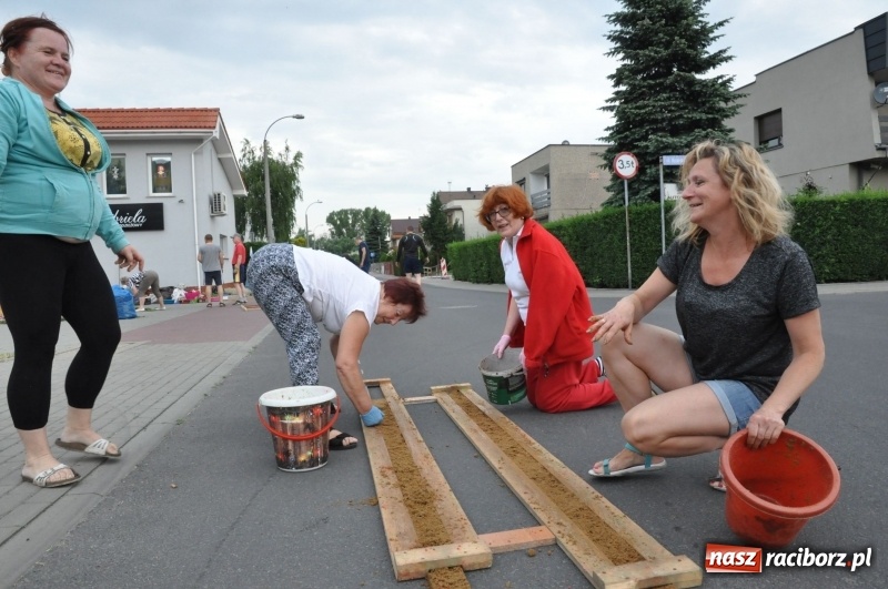 Zdjęcie w galerii na portalu naszraciborz.pl: Racibórz pięknie ustrojony na Boże Ciało [FOTO i WIDEO] wiadomości z regionu