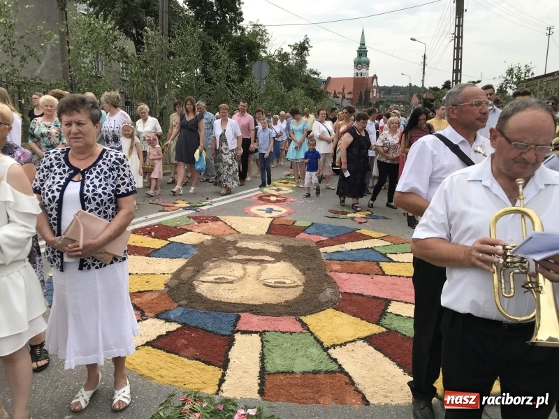 Zdjęcie w galerii na portalu naszraciborz.pl: Boże Ciało w dzielnicach. Brzezie i Studzienna [FOTO i WIDEO] wiadomości z regionu