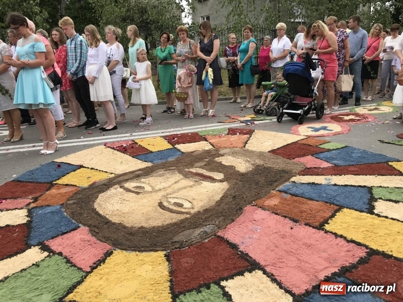 Zdjęcie w galerii na portalu naszraciborz.pl: Boże Ciało w dzielnicach. Brzezie i Studzienna [FOTO i WIDEO] wiadomości z regionu
