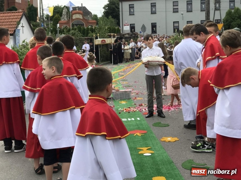 Zdjęcie w galerii na portalu naszraciborz.pl: Boże Ciało w dzielnicach. Brzezie i Studzienna [FOTO i WIDEO] wiadomości z regionu