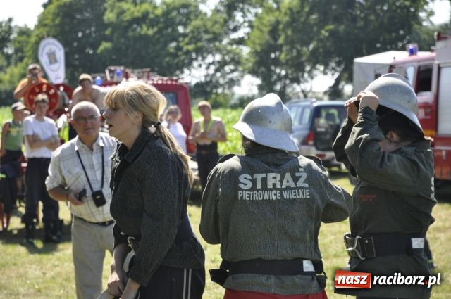 Zdjęcie w galerii na portalu naszraciborz.pl: Gospodarze zgarnęli wszystko wiadomości z regionu