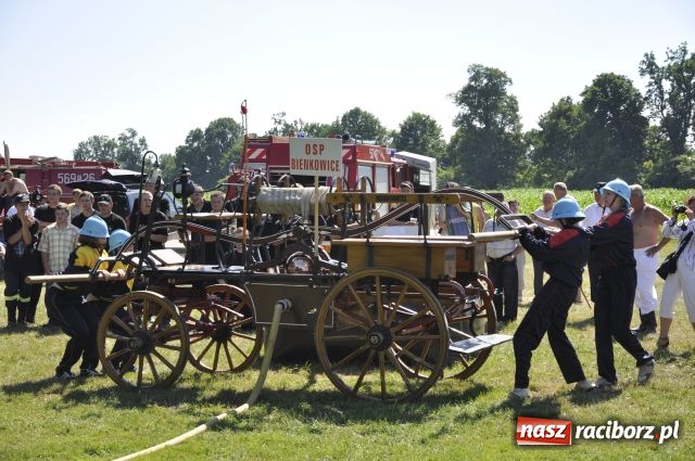 Zdjęcie w galerii na portalu naszraciborz.pl: Gospodarze zgarnęli wszystko wiadomości z regionu