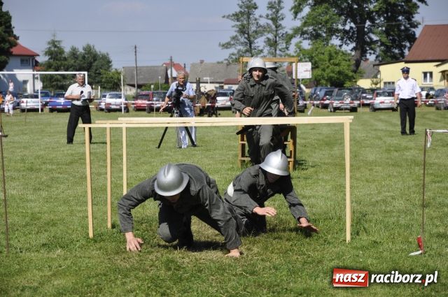 Zdjęcie w galerii na portalu naszraciborz.pl: Gospodarze zgarnęli wszystko wiadomości z regionu