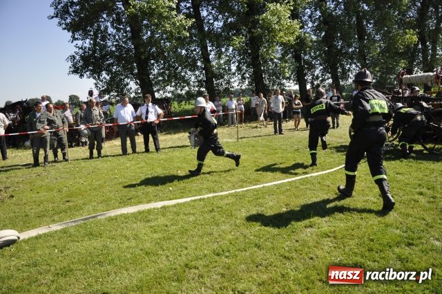 Zdjęcie w galerii na portalu naszraciborz.pl: Gospodarze zgarnęli wszystko wiadomości z regionu