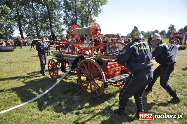 Zdjęcie w galerii na portalu naszraciborz.pl: Gospodarze zgarnęli wszystko wiadomości z regionu