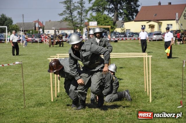 Zdjęcie w galerii na portalu naszraciborz.pl: Gospodarze zgarnęli wszystko wiadomości z regionu