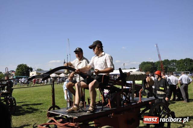 Zdjęcie w galerii na portalu naszraciborz.pl: Gospodarze zgarnęli wszystko wiadomości z regionu