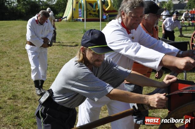 Zdjęcie w galerii na portalu naszraciborz.pl: Gospodarze zgarnęli wszystko wiadomości z regionu
