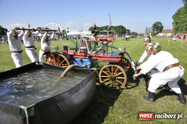 Zdjęcie w galerii na portalu naszraciborz.pl: Gospodarze zgarnęli wszystko wiadomości z regionu