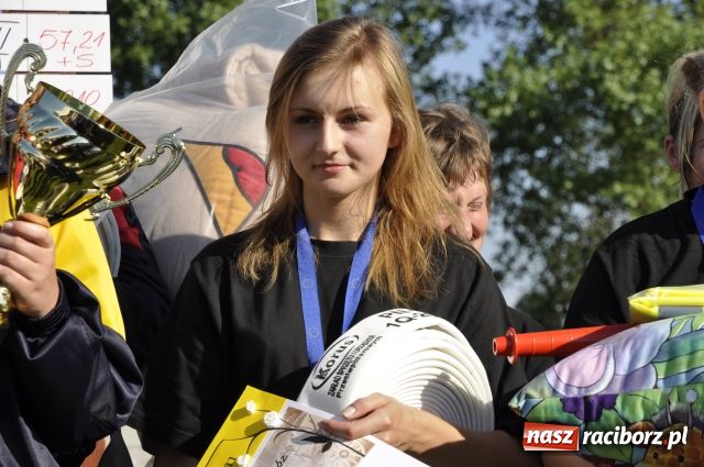 Zdjęcie w galerii na portalu naszraciborz.pl: Gospodarze zgarnęli wszystko wiadomości z regionu