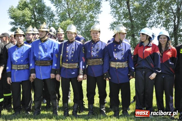 Zdjęcie w galerii na portalu naszraciborz.pl: Gospodarze zgarnęli wszystko wiadomości z regionu