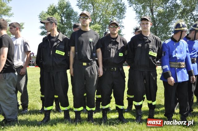 Zdjęcie w galerii na portalu naszraciborz.pl: Gospodarze zgarnęli wszystko wiadomości z regionu