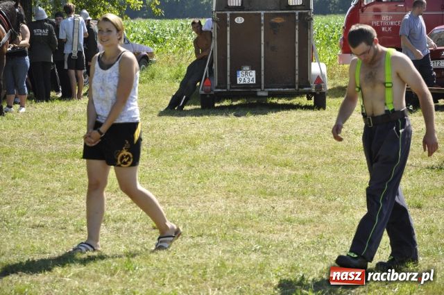 Zdjęcie w galerii na portalu naszraciborz.pl: Gospodarze zgarnęli wszystko wiadomości z regionu