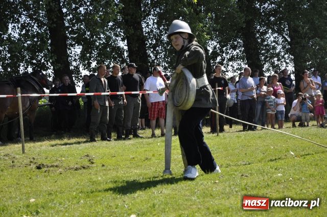 Zdjęcie w galerii na portalu naszraciborz.pl: Gospodarze zgarnęli wszystko wiadomości z regionu