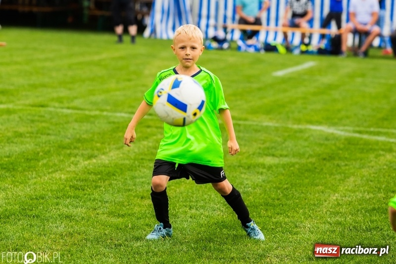 Zdjęcie w galerii na portalu naszraciborz.pl: Turniej żaków w ramach festynu sportowego w Borucinie wiadomości z regionu