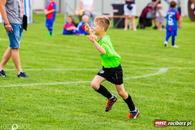 Zdjęcie w galerii na portalu naszraciborz.pl: Turniej żaków w ramach festynu sportowego w Borucinie wiadomości z regionu