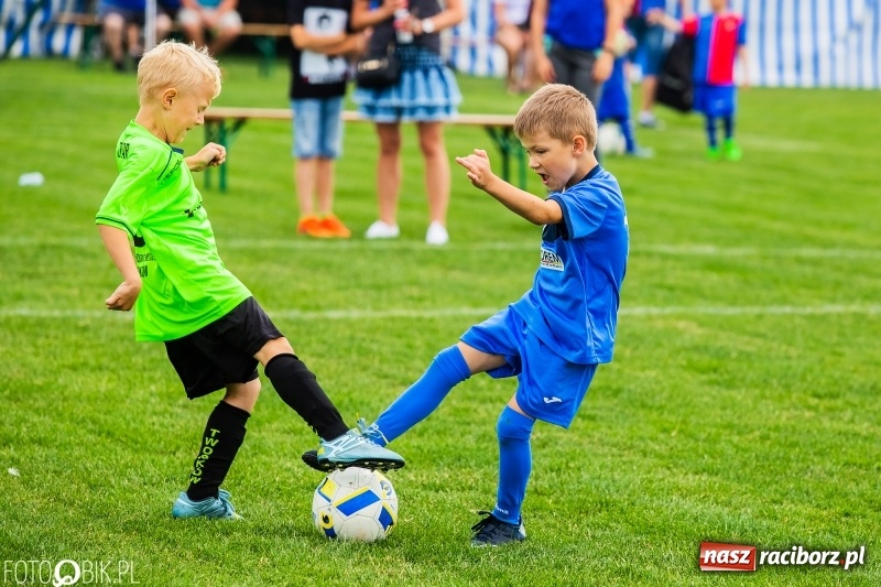 Zdjęcie w galerii na portalu naszraciborz.pl: Turniej żaków w ramach festynu sportowego w Borucinie wiadomości z regionu