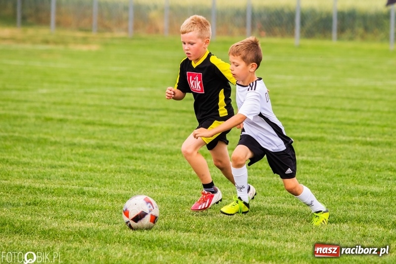 Zdjęcie w galerii na portalu naszraciborz.pl: Turniej żaków w ramach festynu sportowego w Borucinie wiadomości z regionu