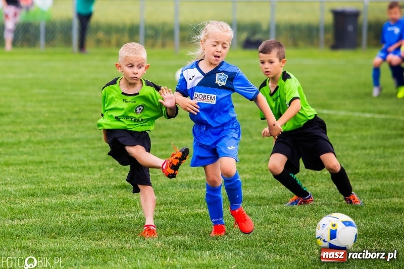 Zdjęcie w galerii na portalu naszraciborz.pl: Turniej żaków w ramach festynu sportowego w Borucinie wiadomości z regionu