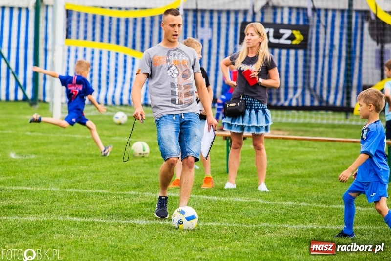 Zdjęcie w galerii na portalu naszraciborz.pl: Turniej żaków w ramach festynu sportowego w Borucinie wiadomości z regionu
