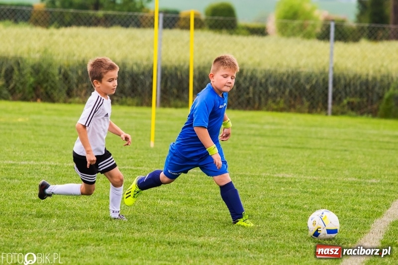 Zdjęcie w galerii na portalu naszraciborz.pl: Turniej żaków w ramach festynu sportowego w Borucinie wiadomości z regionu