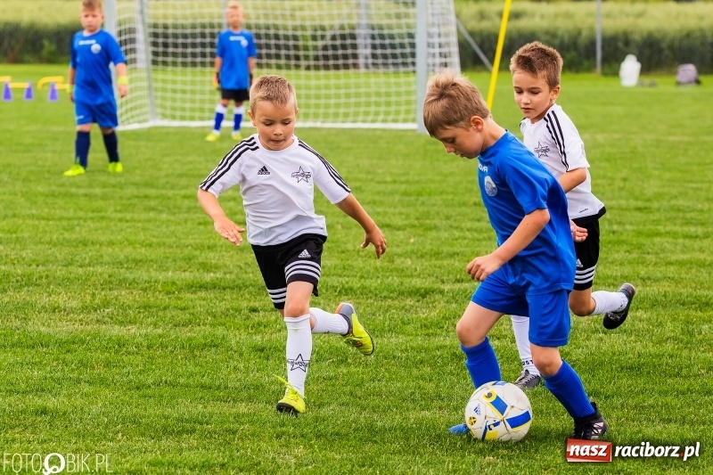 Zdjęcie w galerii na portalu naszraciborz.pl: Turniej żaków w ramach festynu sportowego w Borucinie wiadomości z regionu
