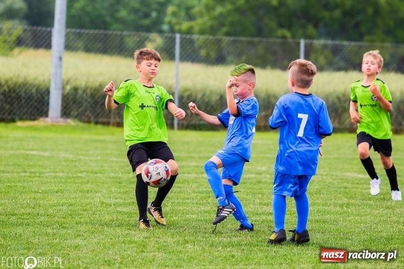 Zdjęcie w galerii na portalu naszraciborz.pl: Turniej żaków w ramach festynu sportowego w Borucinie wiadomości z regionu