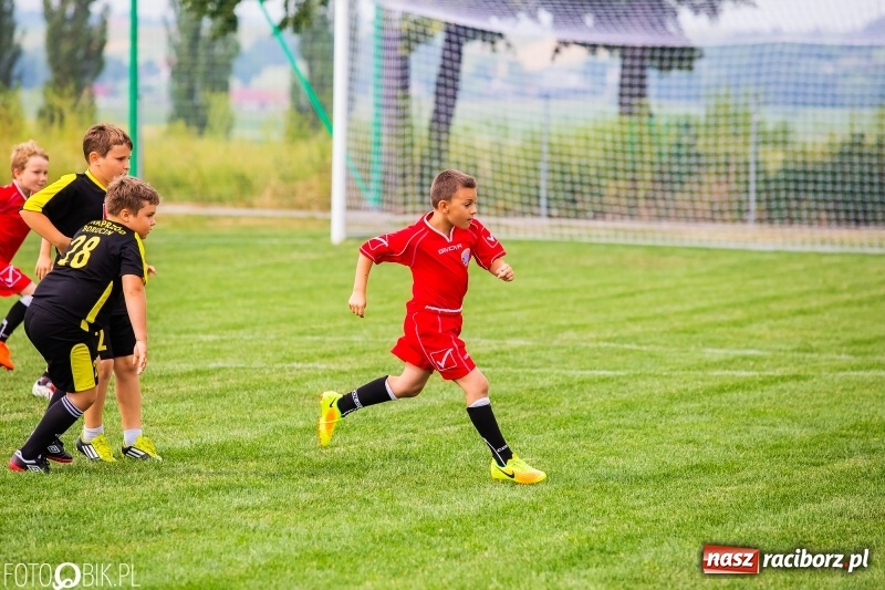 Zdjęcie w galerii na portalu naszraciborz.pl: Turniej żaków w ramach festynu sportowego w Borucinie wiadomości z regionu