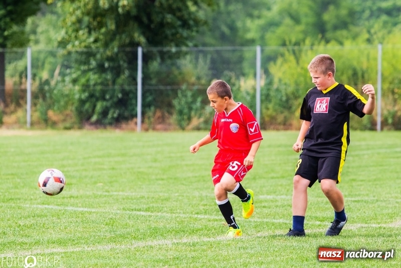 Zdjęcie w galerii na portalu naszraciborz.pl: Turniej żaków w ramach festynu sportowego w Borucinie wiadomości z regionu