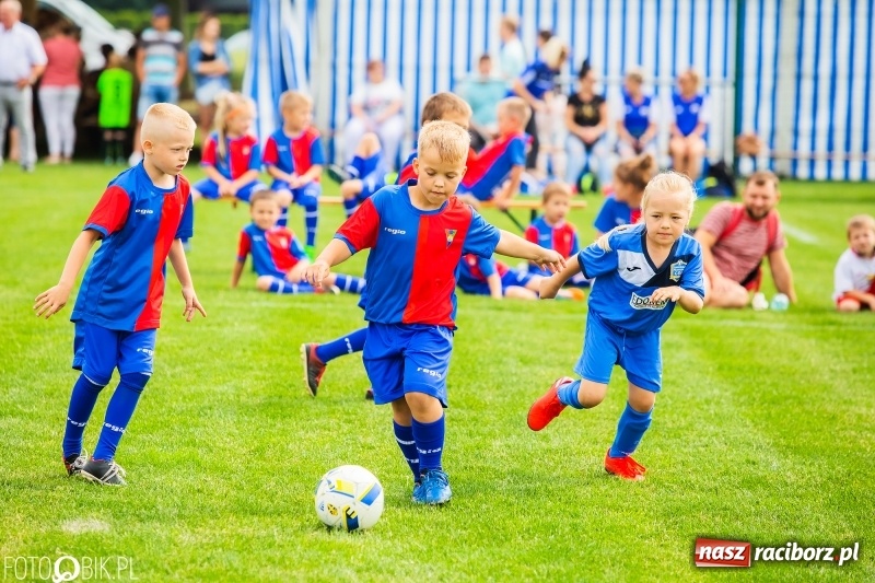 Zdjęcie w galerii na portalu naszraciborz.pl: Turniej żaków w ramach festynu sportowego w Borucinie wiadomości z regionu