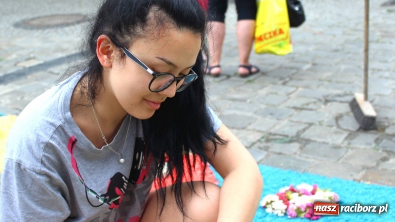 Zdjęcie w galerii na portalu naszraciborz.pl: Cisi bohaterowie z parafii miejskiej  wiadomości z regionu