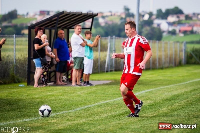 Zdjęcie w galerii na portalu naszraciborz.pl: Turniej oldbojów w Borucinie wiadomości z regionu