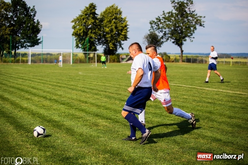 Zdjęcie w galerii na portalu naszraciborz.pl: Turniej oldbojów w Borucinie wiadomości z regionu
