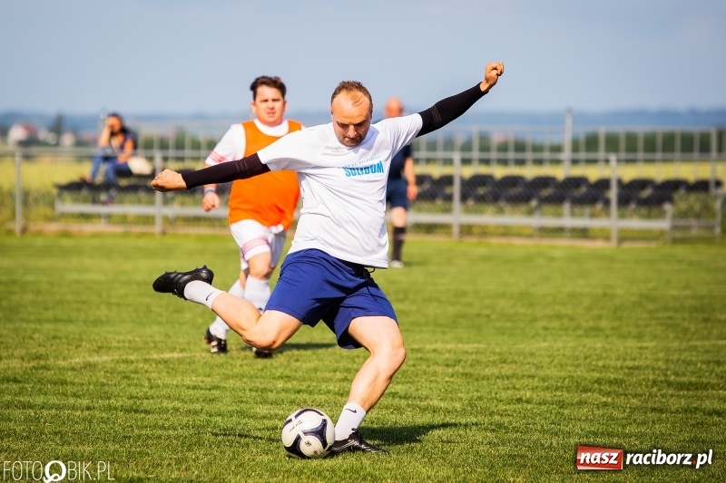 Zdjęcie w galerii na portalu naszraciborz.pl: Turniej oldbojów w Borucinie wiadomości z regionu