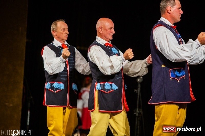 Zdjęcie w galerii na portalu naszraciborz.pl: Jubileuszowy koncert z okazji 65-lecia ZPiT Strzecha wiadomości z regionu