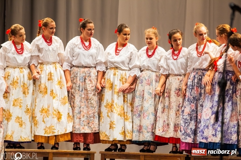 Zdjęcie w galerii na portalu naszraciborz.pl: Jubileuszowy koncert z okazji 65-lecia ZPiT Strzecha wiadomości z regionu