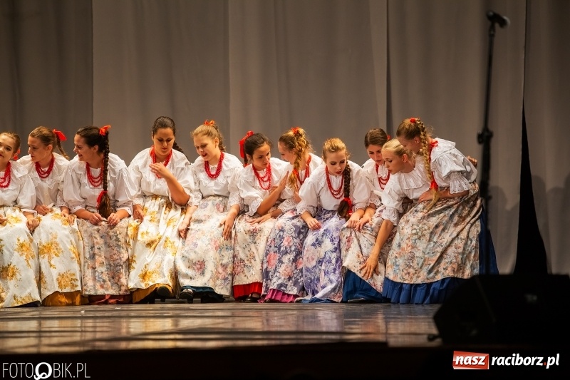 Zdjęcie w galerii na portalu naszraciborz.pl: Jubileuszowy koncert z okazji 65-lecia ZPiT Strzecha wiadomości z regionu