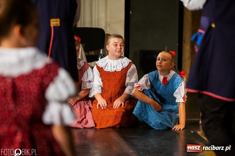 Zdjęcie w galerii na portalu naszraciborz.pl: Jubileuszowy koncert z okazji 65-lecia ZPiT Strzecha wiadomości z regionu