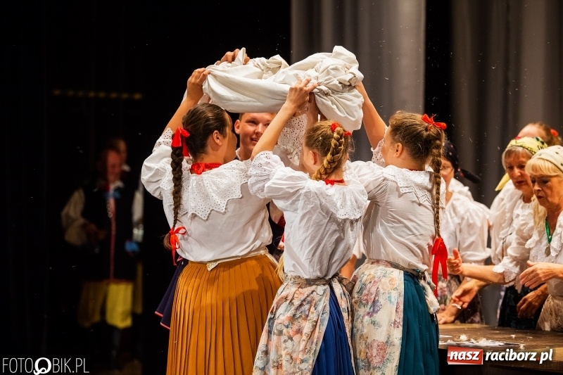 Zdjęcie w galerii na portalu naszraciborz.pl: Jubileuszowy koncert z okazji 65-lecia ZPiT Strzecha wiadomości z regionu