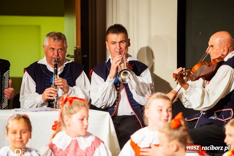 Zdjęcie w galerii na portalu naszraciborz.pl: Jubileuszowy koncert z okazji 65-lecia ZPiT Strzecha wiadomości z regionu