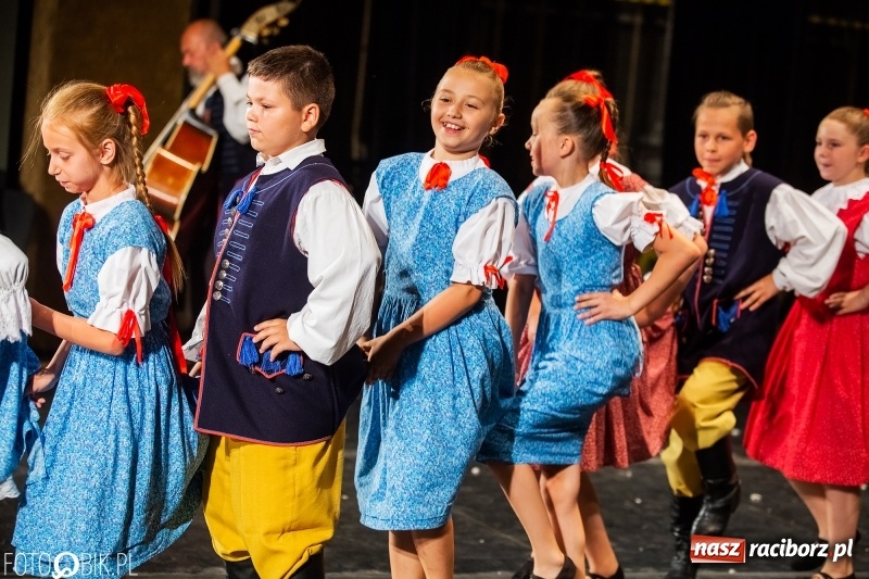 Zdjęcie w galerii na portalu naszraciborz.pl: Jubileuszowy koncert z okazji 65-lecia ZPiT Strzecha wiadomości z regionu
