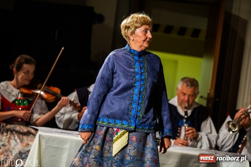 Zdjęcie w galerii na portalu naszraciborz.pl: Jubileuszowy koncert z okazji 65-lecia ZPiT Strzecha wiadomości z regionu