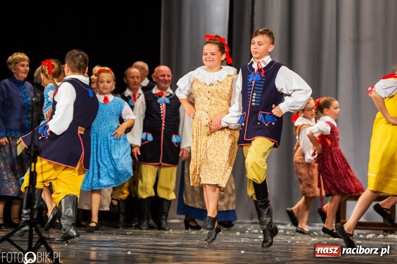 Zdjęcie w galerii na portalu naszraciborz.pl: Jubileuszowy koncert z okazji 65-lecia ZPiT Strzecha wiadomości z regionu