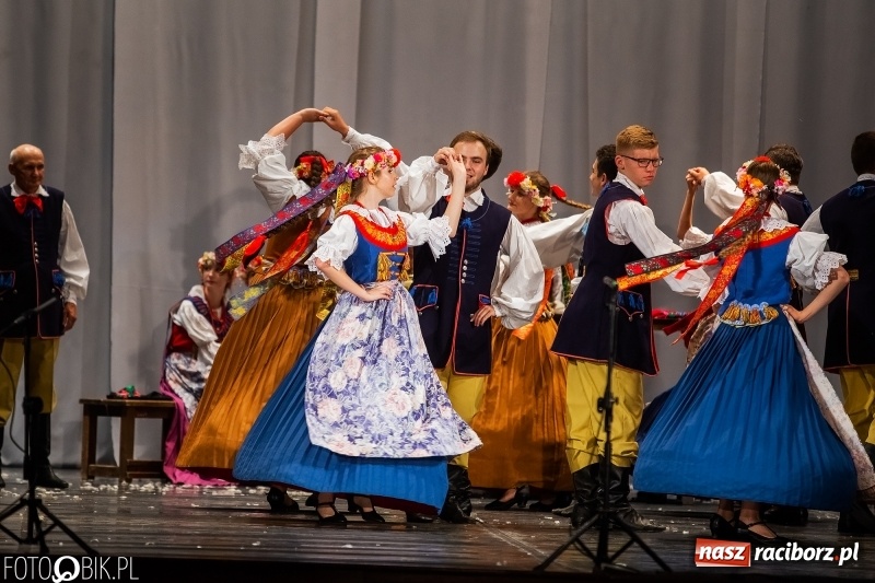 Zdjęcie w galerii na portalu naszraciborz.pl: Jubileuszowy koncert z okazji 65-lecia ZPiT Strzecha wiadomości z regionu