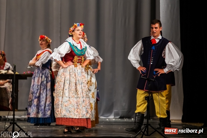 Zdjęcie w galerii na portalu naszraciborz.pl: Jubileuszowy koncert z okazji 65-lecia ZPiT Strzecha wiadomości z regionu