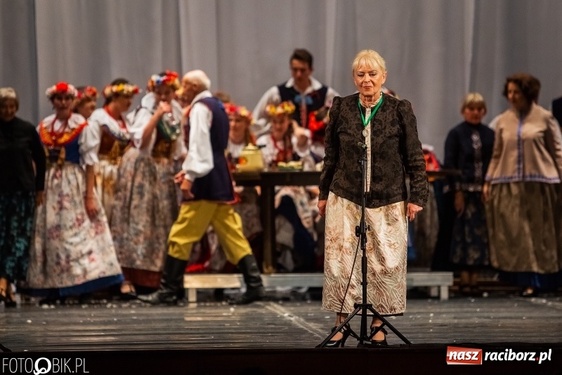 Zdjęcie w galerii na portalu naszraciborz.pl: Jubileuszowy koncert z okazji 65-lecia ZPiT Strzecha wiadomości z regionu