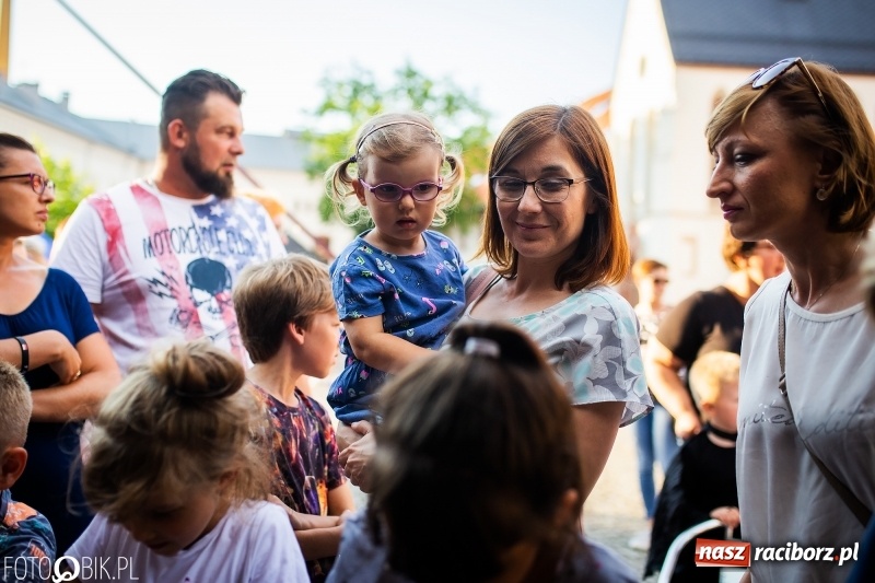 Zdjęcie w galerii na portalu naszraciborz.pl: VIII Zamkowa Noc z Duchami na Zamku Piastowskim  wiadomości z regionu