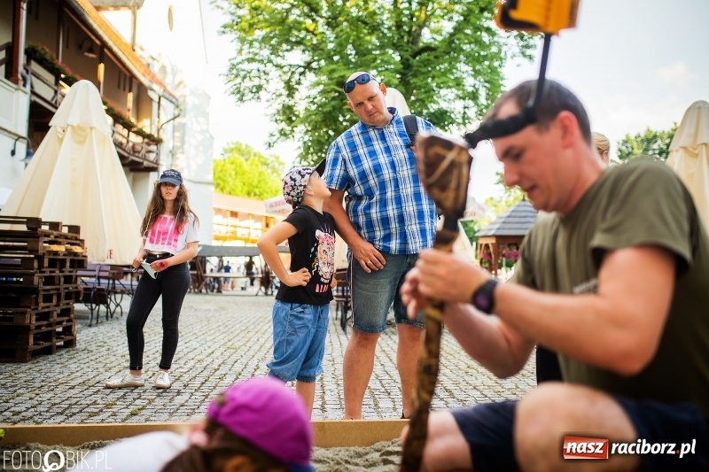 Zdjęcie w galerii na portalu naszraciborz.pl: VIII Zamkowa Noc z Duchami na Zamku Piastowskim  wiadomości z regionu