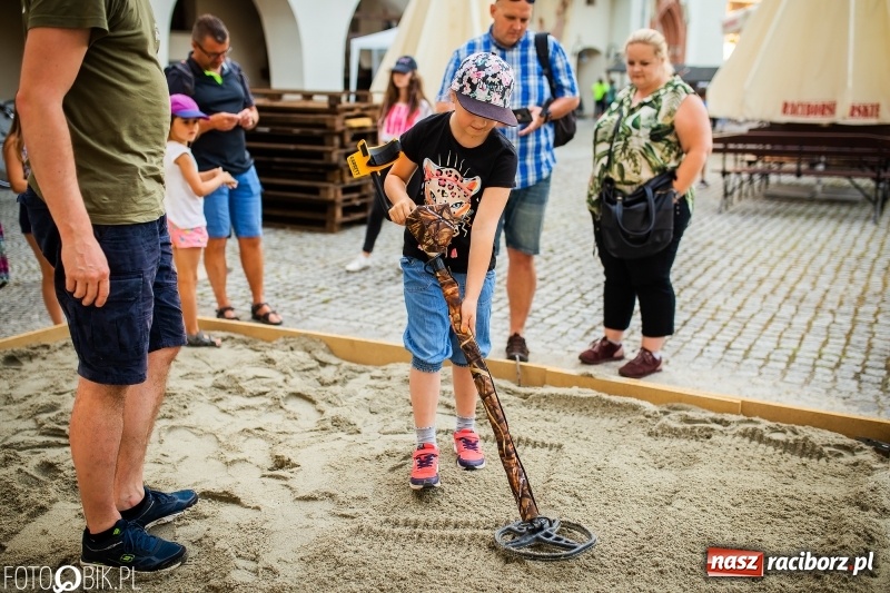 Zdjęcie w galerii na portalu naszraciborz.pl: VIII Zamkowa Noc z Duchami na Zamku Piastowskim  wiadomości z regionu