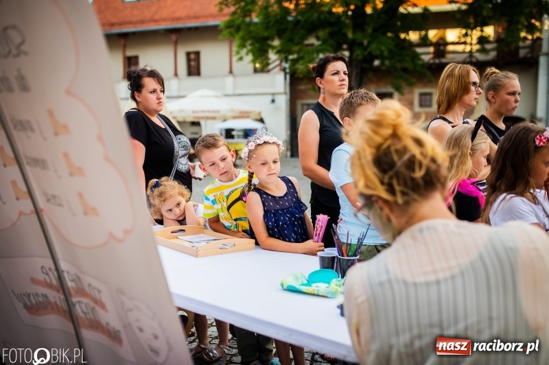 Zdjęcie w galerii na portalu naszraciborz.pl: VIII Zamkowa Noc z Duchami na Zamku Piastowskim  wiadomości z regionu